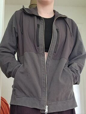 Lululemon Dispatch Hoodie in a charcoal grey color